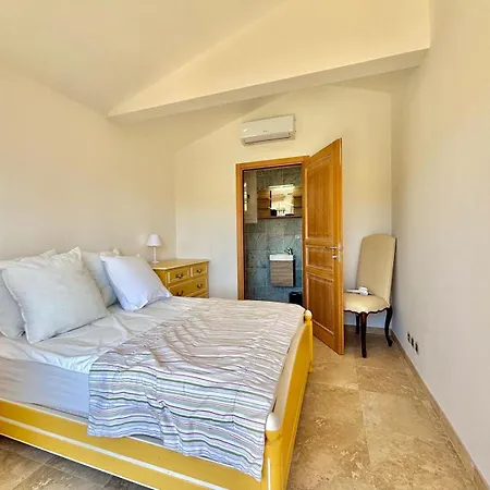 Fontanella * Sainte-Maxime